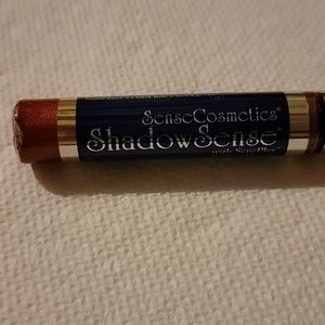 SeneGence new shadow. Bandana Shimmer